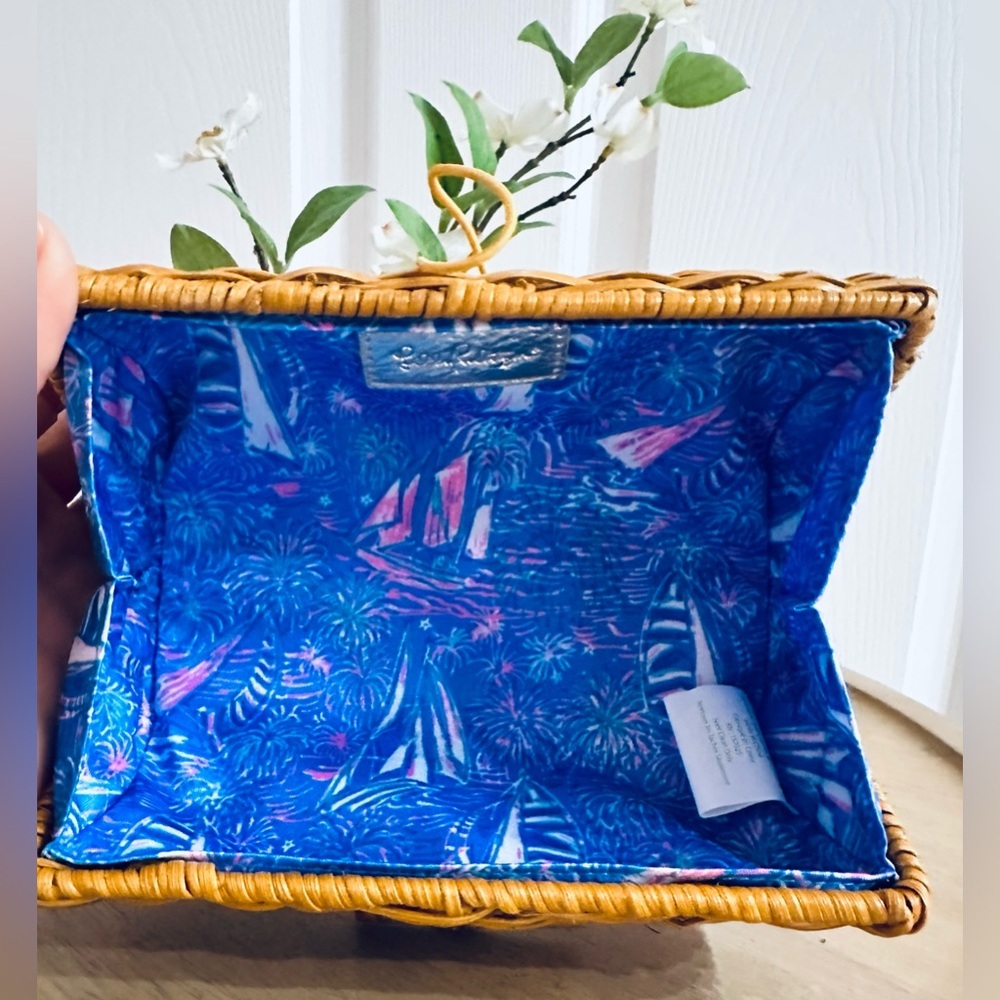 LILLY PULITZER ~ natural wicker woven clutch w/signature colorful LILLY lining - Picture 3 of 8